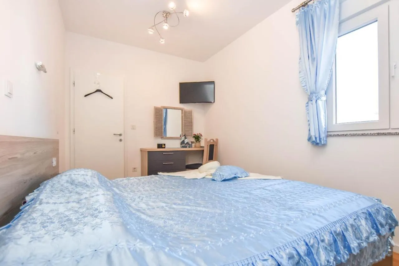 Apartment Martin Biograd Na Moru Croatia