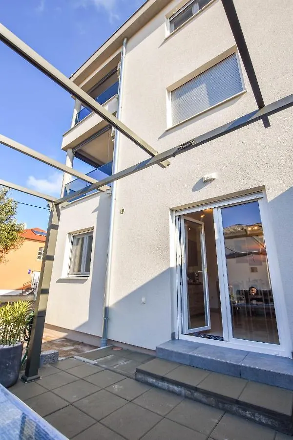 Apartment Martin Biograd Na Moru